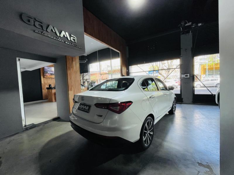 Imagen ilustrativa de Fiat Cronos 1.8 16v Precision At6 Pack Premium