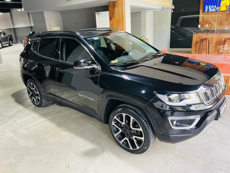 Imagen ilustrativa de Jeep Compass 2.0 Td At9 4x4 Limited Plus