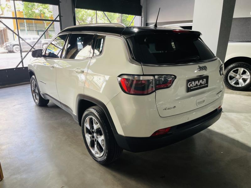 Imagen ilustrativa de Jeep Compass 2.4 Limited 170cv Atx