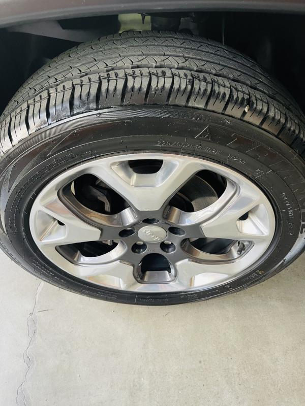 Imagen ilustrativa de Jeep Compass 2.4 Limited 170cv Atx