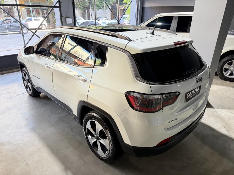 Imagen ilustrativa de Jeep Compass 2.4 Longitude Plus 4X4