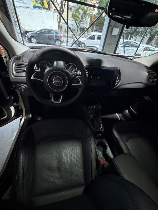 Imagen ilustrativa de Jeep Compass 2.4 Longitude Plus 4X4