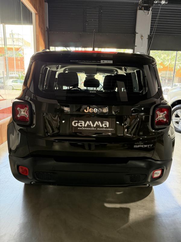 Imagen ilustrativa de Jeep Renegade 1.8 Sport Plus