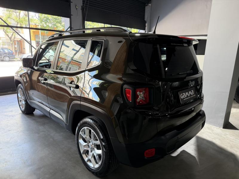 Imagen ilustrativa de Jeep Renegade 1.8 Sport Plus