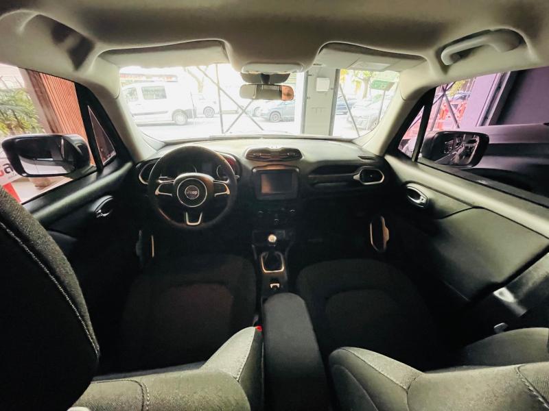 Imagen ilustrativa de Jeep Renegade 1.8 Sport Plus