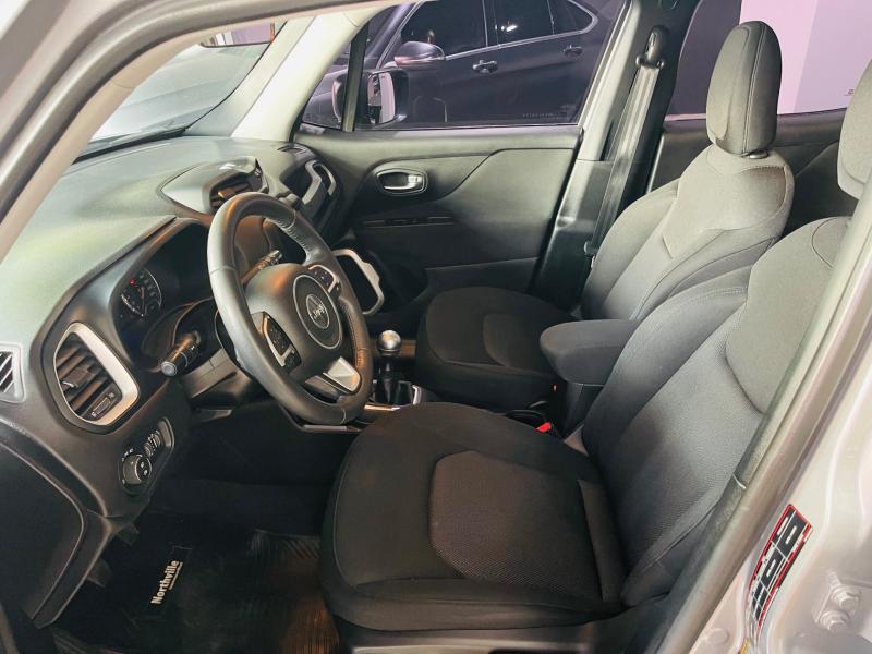 Imagen ilustrativa de Jeep Renegade 1.8 Sport Plus