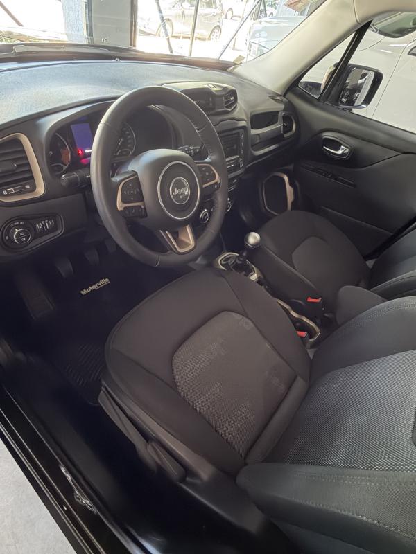 Imagen ilustrativa de Jeep Renegade 1.8 Sport Plus