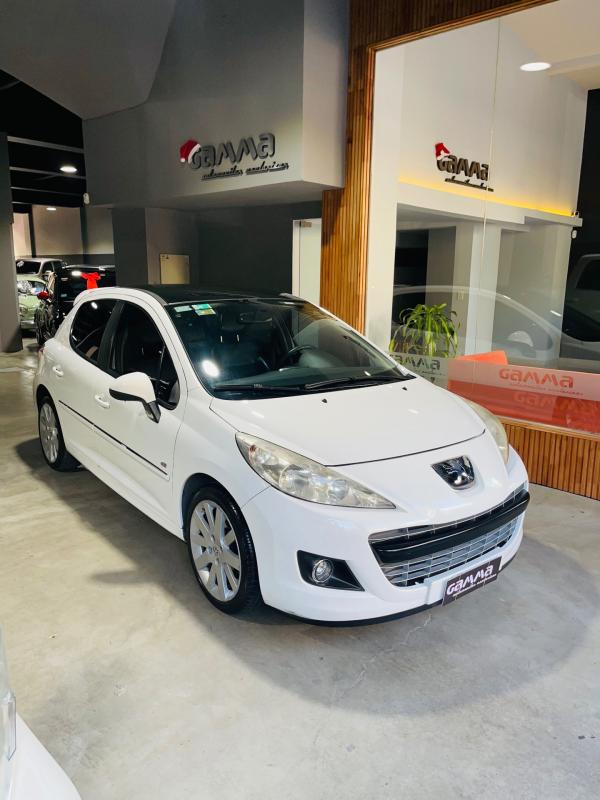 Imagen ilustrativa de Peugeot 207 1.6 Gti 156cv 5 p