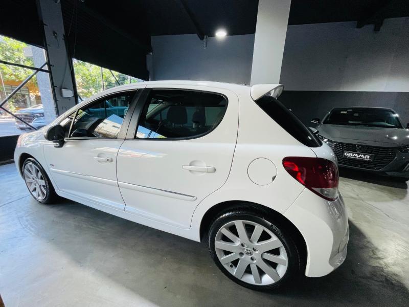 Imagen ilustrativa de Peugeot 207 1.6 Gti 156cv 5 p