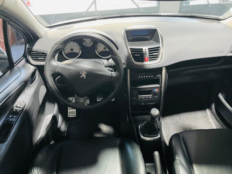 Imagen ilustrativa de Peugeot 207 1.6 Gti 156cv 5 p