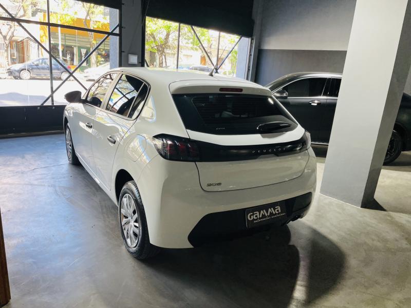 Imagen ilustrativa de Peugeot 208 1.2 New Like