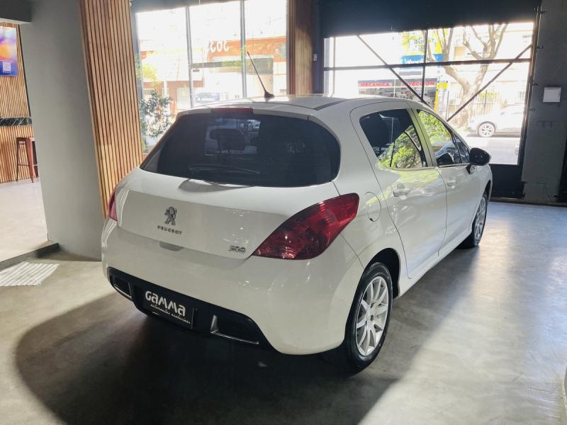 Imagen ilustrativa de Peugeot 308 1.6 Allure Nav 115cv