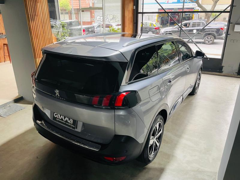Imagen ilustrativa de Peugeot 5008 1.6 Feline B/techo Tiptronic