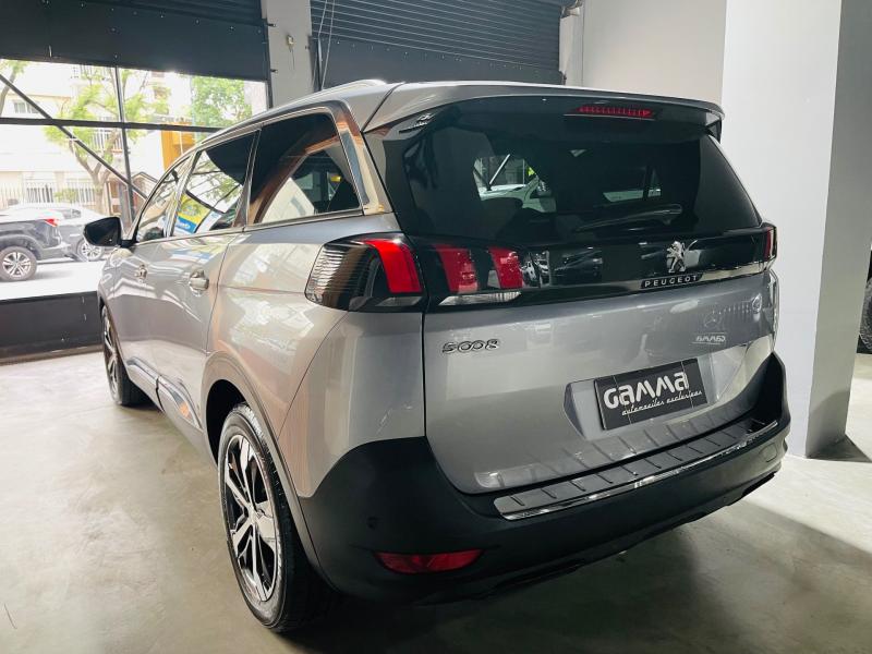 Imagen ilustrativa de Peugeot 5008 1.6 Feline B/techo Tiptronic