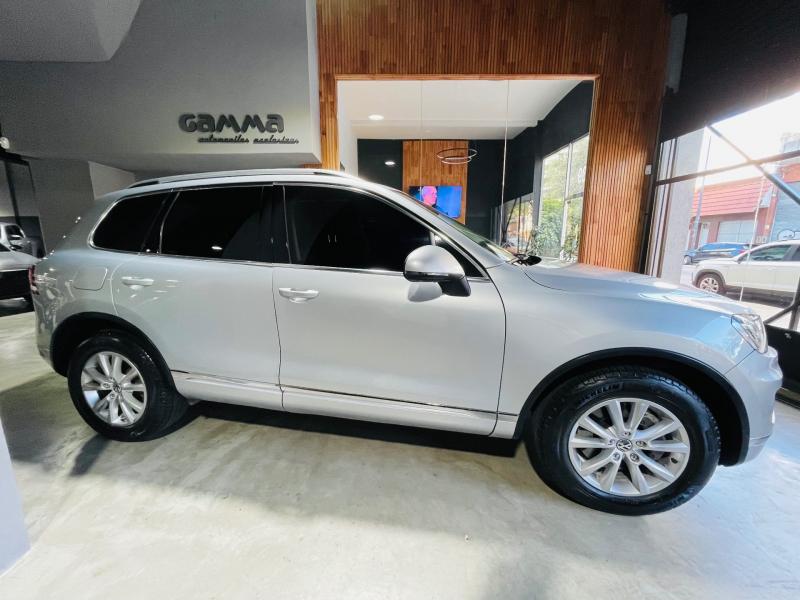 Imagen ilustrativa de Volkswagen Touareg 4.2 V8 Premium