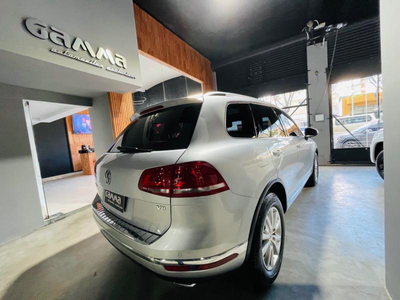 Imagen ilustrativa de Volkswagen Touareg 4.2 V8 Premium