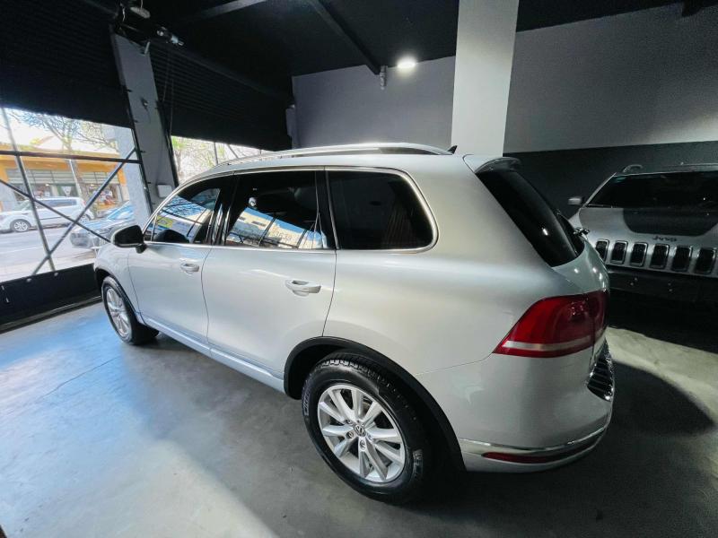 Imagen ilustrativa de Volkswagen Touareg 4.2 V8 Premium